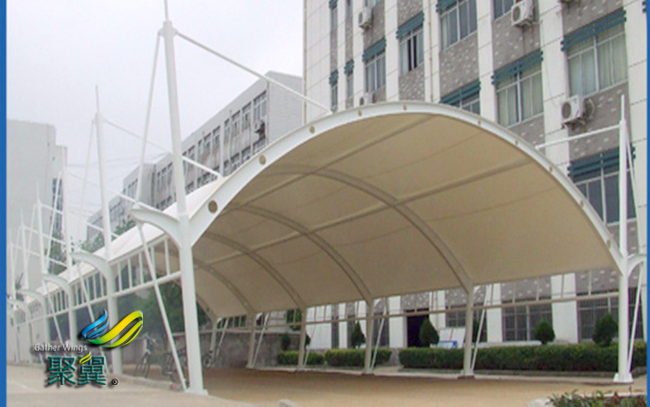 膜結構車棚膜材加工裁剪焊接必要細致